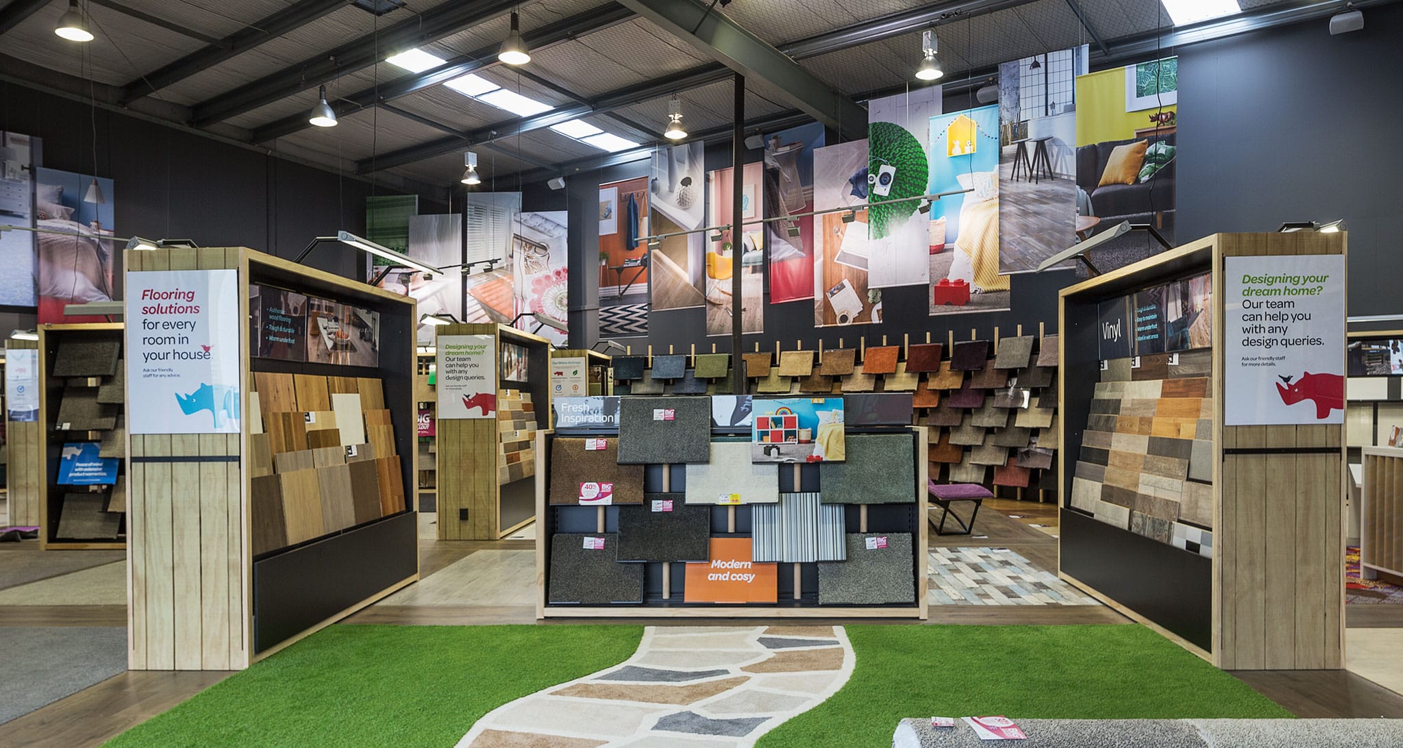 Carpet Court store with moveable display pods and sample walls